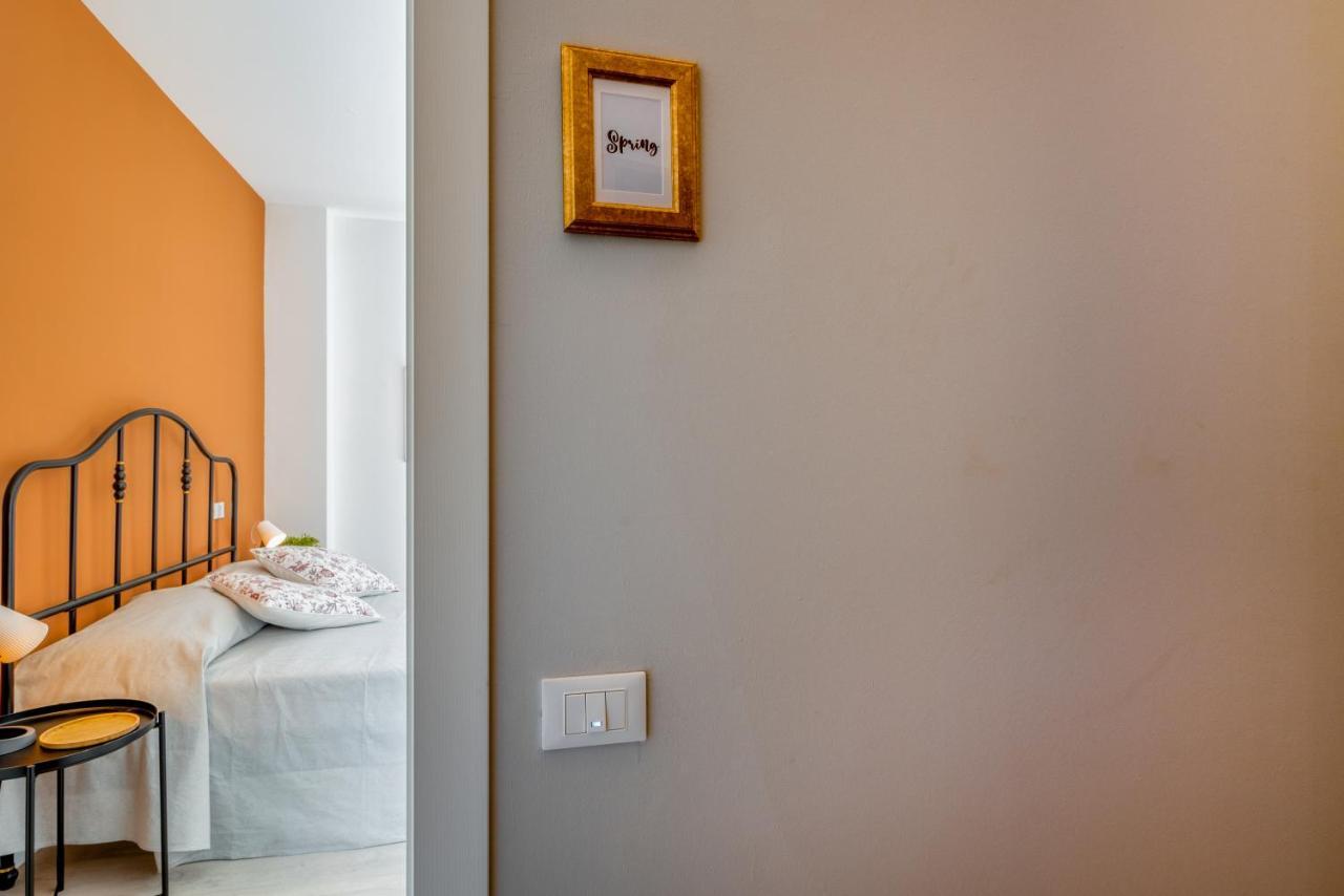 Family & Friends Rooms With Shared Bathroom Padova Exterior photo
